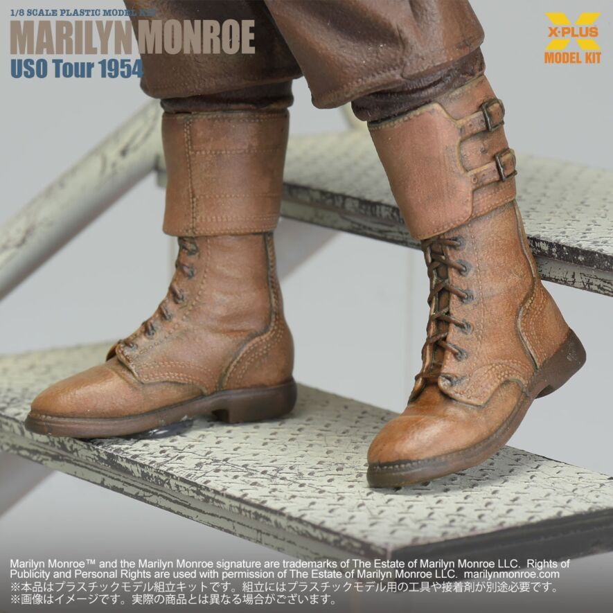1/8スケール マリリン・モンロー（U.S.O. ツアー 1954）プラスチック