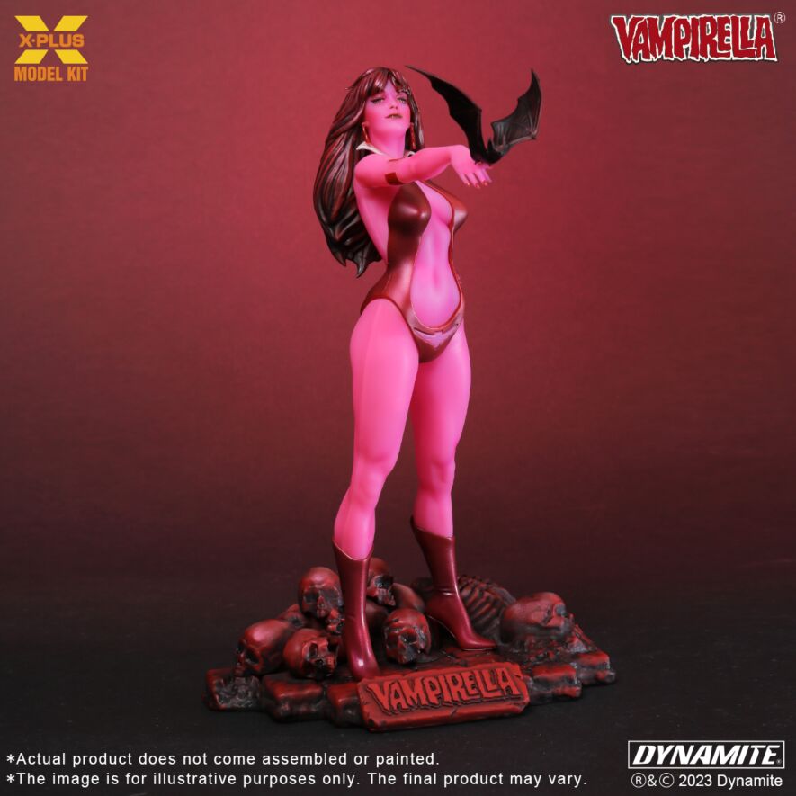 1/8 Scale Vampirella Jose Gonzalez Edition Plastic Model Kit, Glow